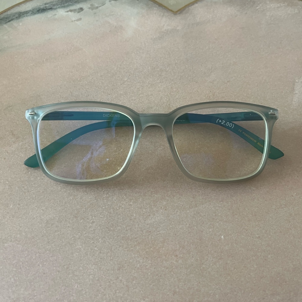 Life is Good - Good Vibes Dickens Matte Grey Reading Glasses w/Drawstring Pouch